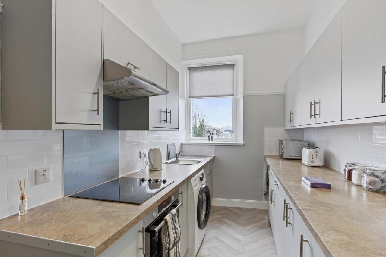 Lovely 3 Bedroom Apartment In Aberdeen Centre Dış mekan fotoğraf