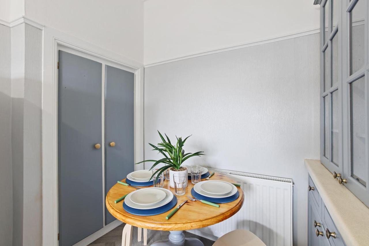 Lovely 3 Bedroom Apartment In Aberdeen Centre Dış mekan fotoğraf